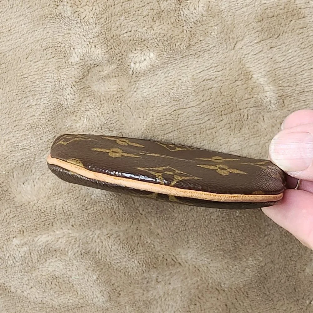 Louis Vuitton Monogram Round Coin Purse, Authentic